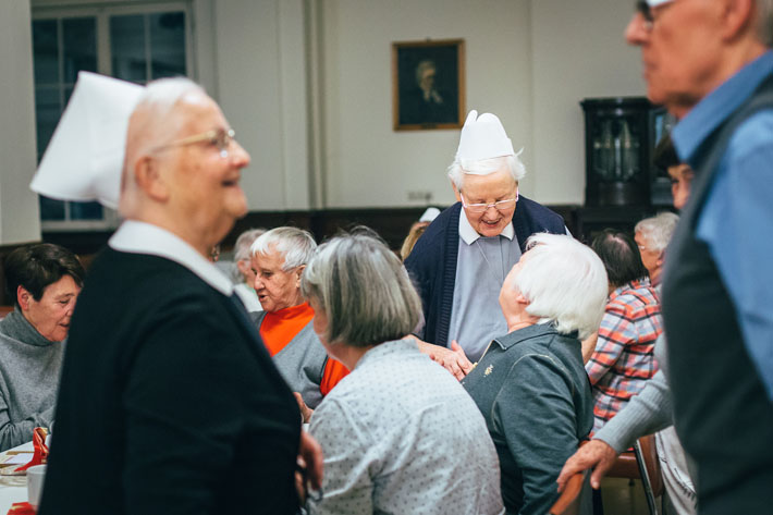 Lebenswege Halle - Eine Pforte zum Advent